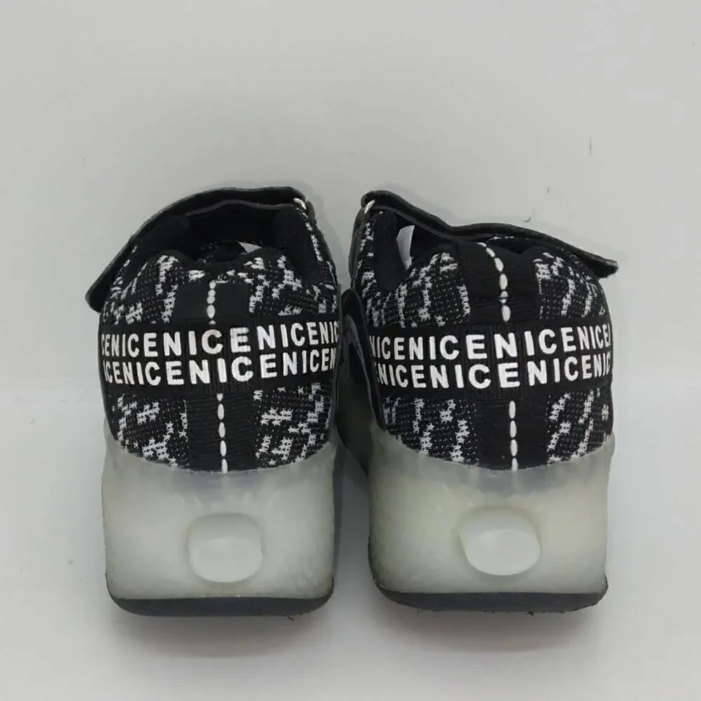 Aimoge Boys Pre-owned Black w/White Accents Roller Skate Sneakers - sz. 13C